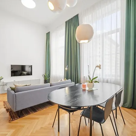 Owl Jazz Apartments - Luxury Apartments In The Heart Of The City Kaunas Exterior photo