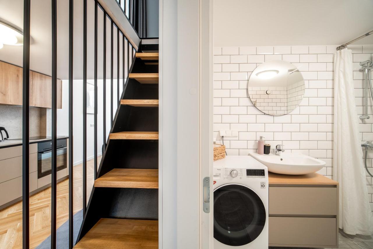 Owl Jazz - Luxury In The Heart Of The Kaunas