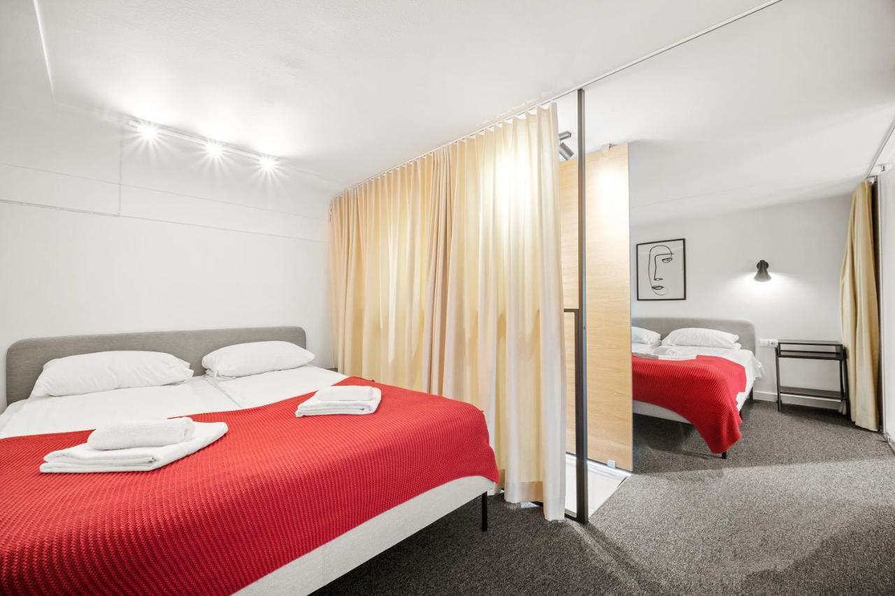 Owl Jazz - Luxury In The Heart Of The Huoneisto