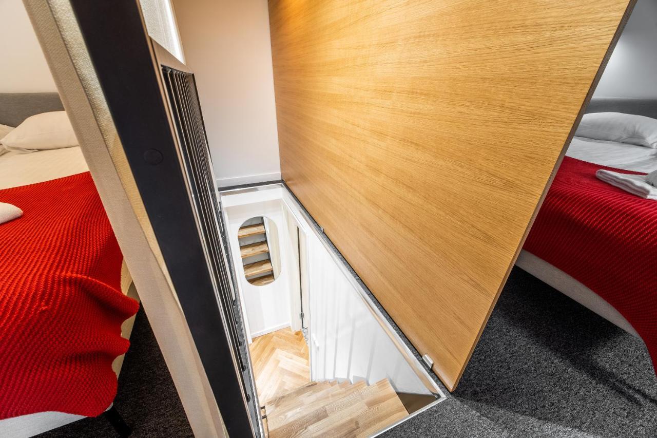 Owl Jazz - Luxury In The Heart Of The Huoneisto Kaunas