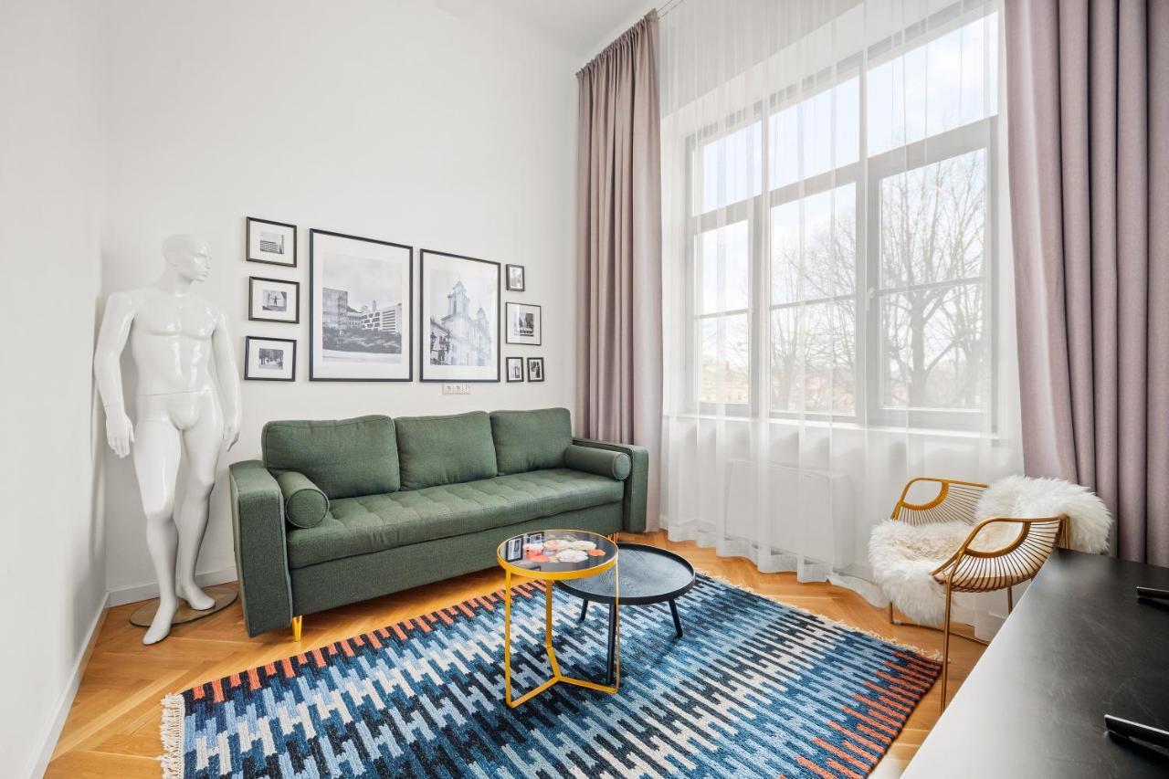 Owl Jazz - Luxury In The Heart Of The