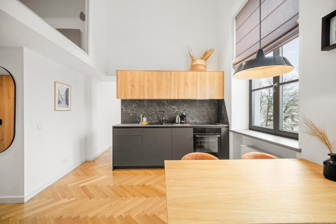 Owl Jazz - Luxury In The Heart Of The Huoneisto Kaunas